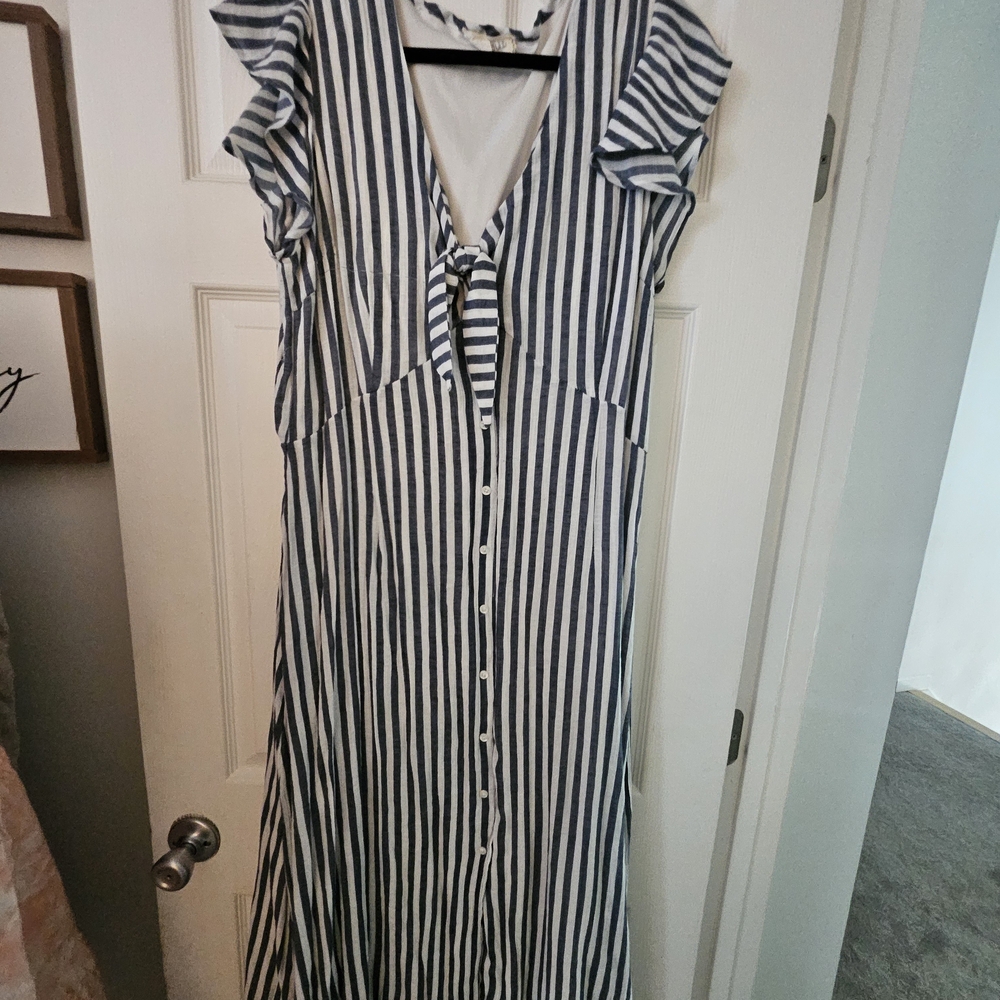 Striped Navy and White Maxi Dress
